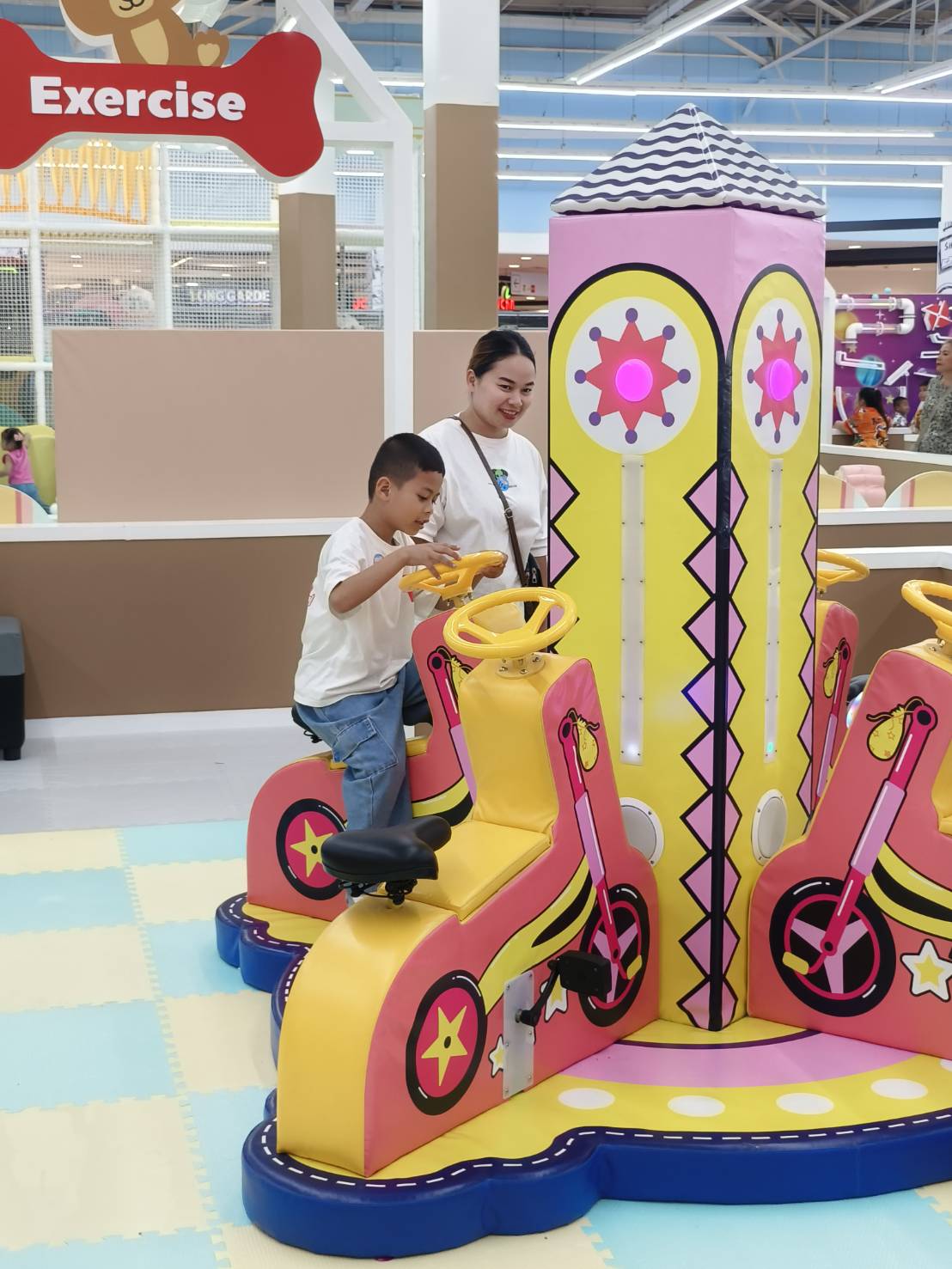 Lollipop-Tesco-Chaweng Lollipop indoor playground in Tesco Lotus Chaweng Koh Samui