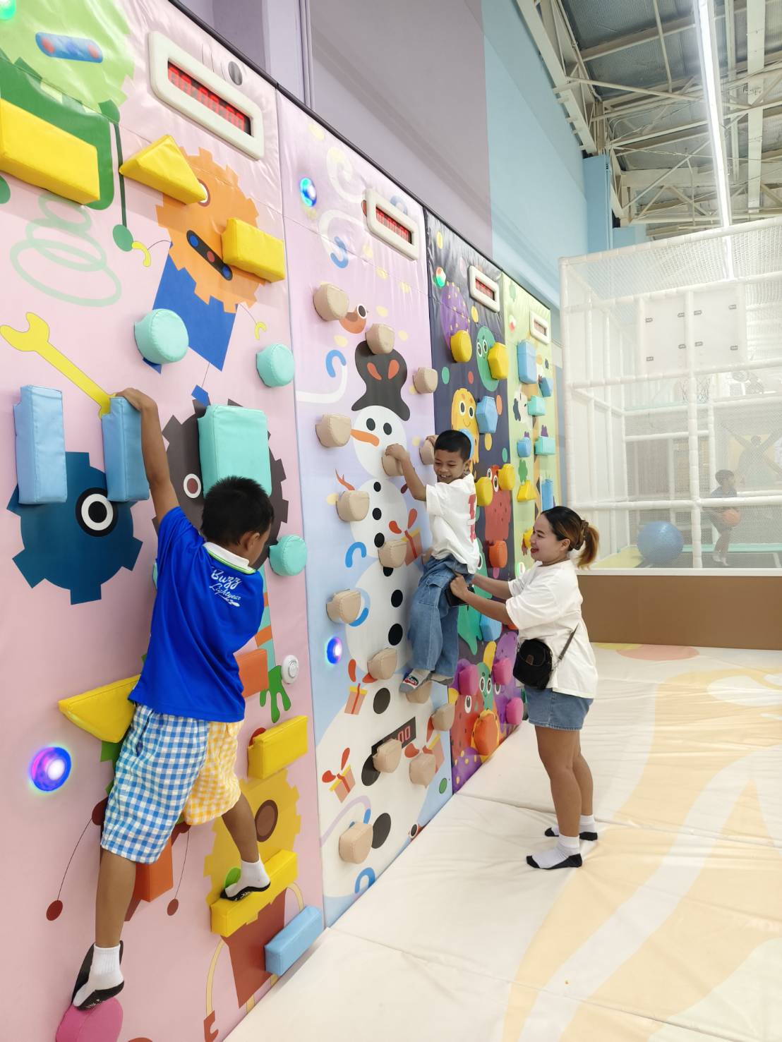 Lollipop Tesco Lotus Chaweng Lollipop indoor playground in Tesco Lotus Chaweng Koh Samui