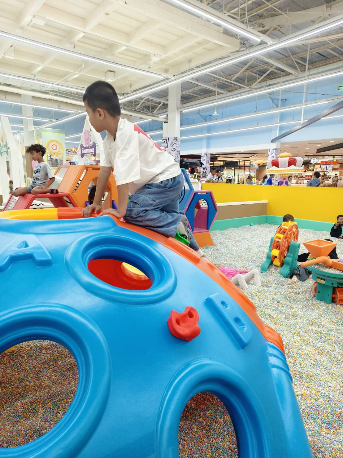 Lollipop_Tesco-Chaweng Lollipop indoor playground in Tesco Lotus Chaweng Koh Samui