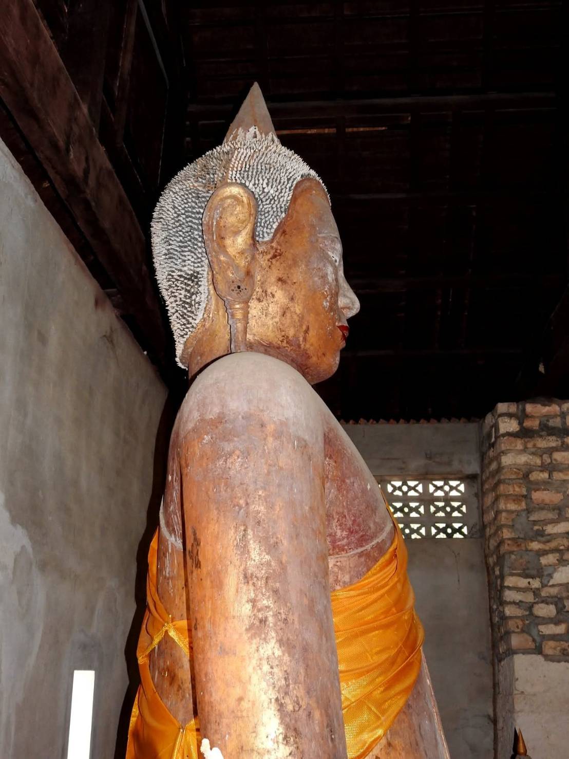 Wat Samret Koh Saamui - historic Buddha image hall